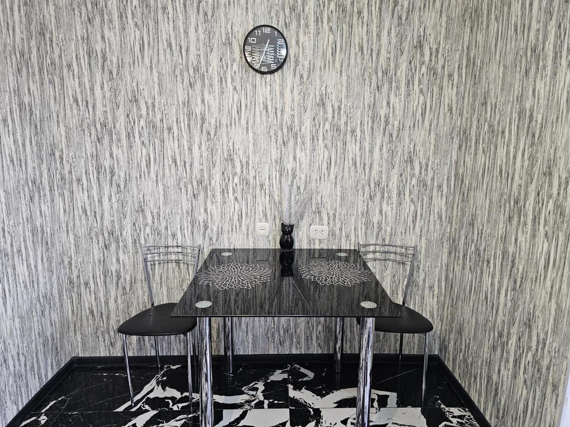 Black And White Apartment Chisinau Exterior photo