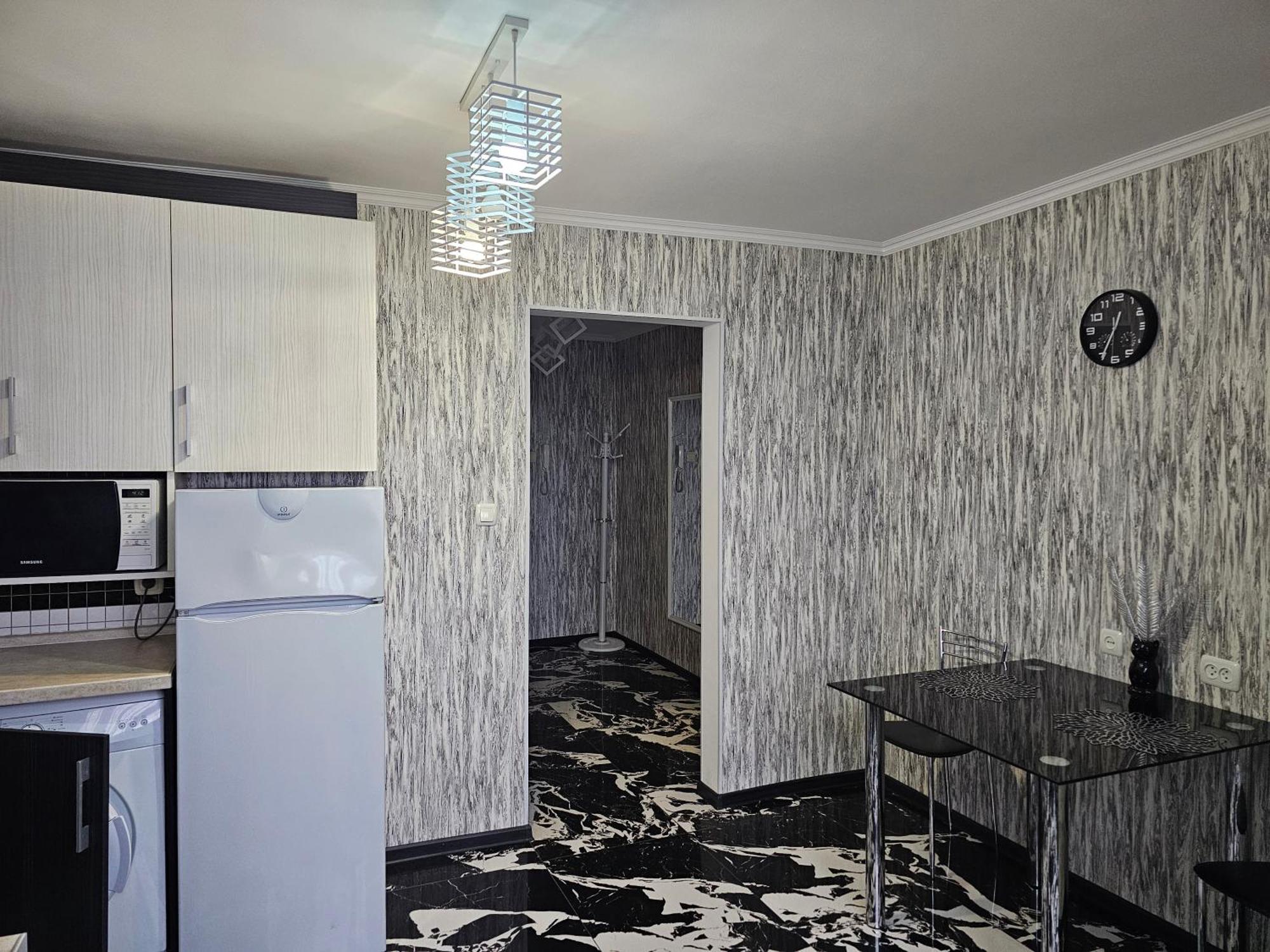 Black And White Apartment Chisinau Exterior photo